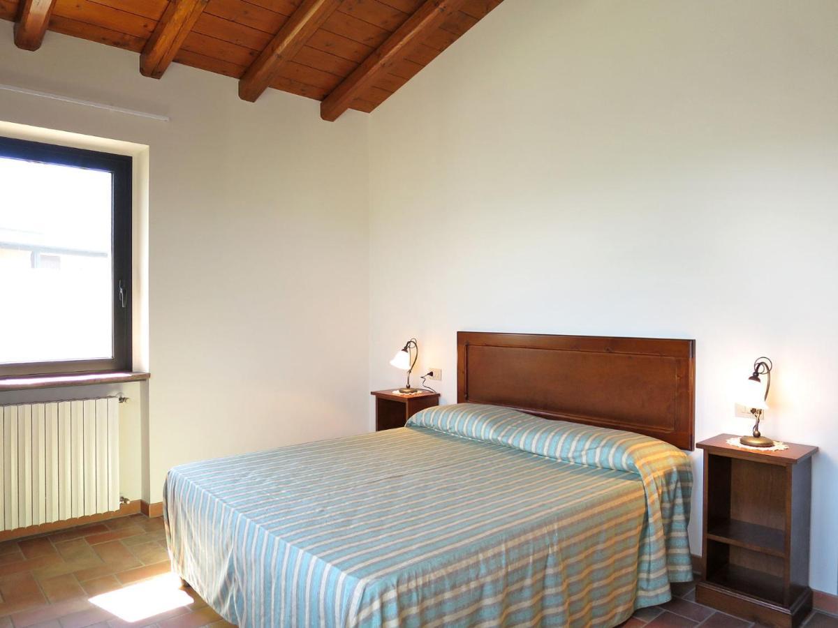 Apartment La Corte Bricca - Bilo C By Interhome Castana  Екстериор снимка